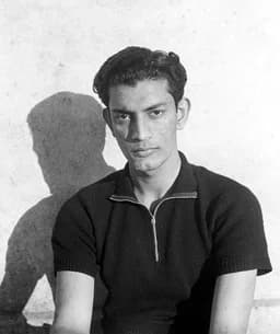 Satyajit Ray (1982)